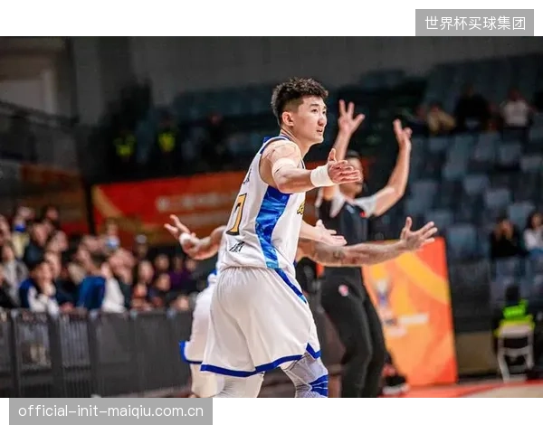 孙铭徽状态回升将直面上海队后卫线，他与袁堂文的对位或决定冠军归属。
